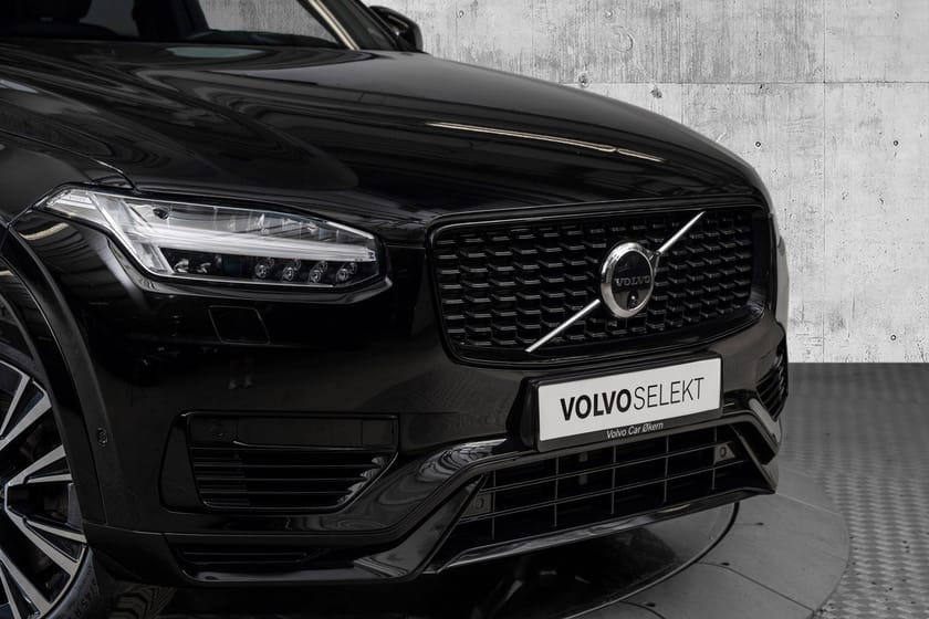 Bilde 2 av Volvo XC90 7 Seats AWD T8 Plug In Hybrid Ultimate Dark