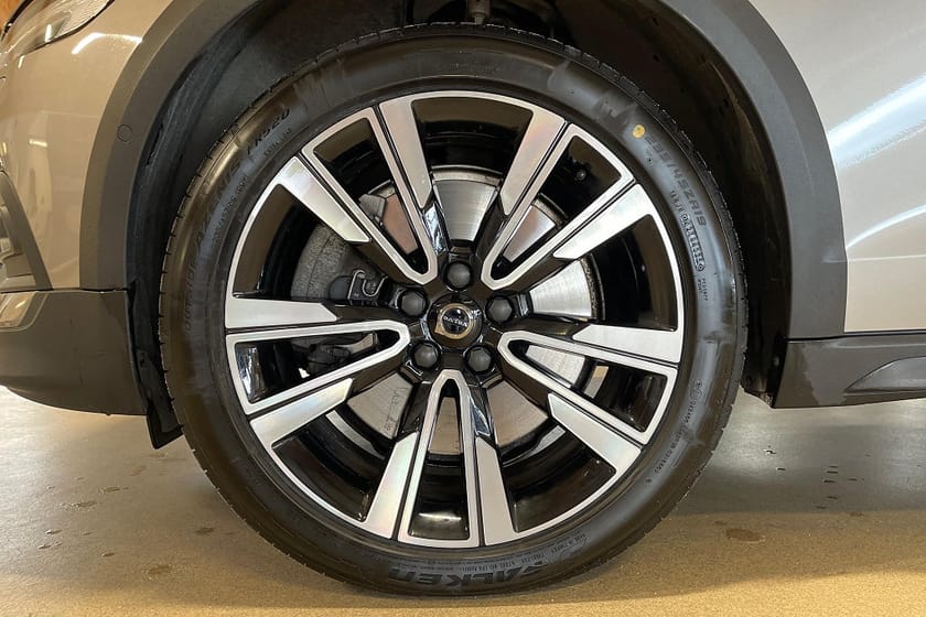 Bild 5 av Volvo V60 Cross Country B4 AWD Adv SE / H/K / Skinn / Drag / Navi / B-kamera