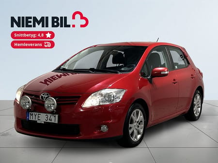 Toyota Auris 5-dörrar Valvematic Plus Drag Mvärm Extraljus S/V-hjul