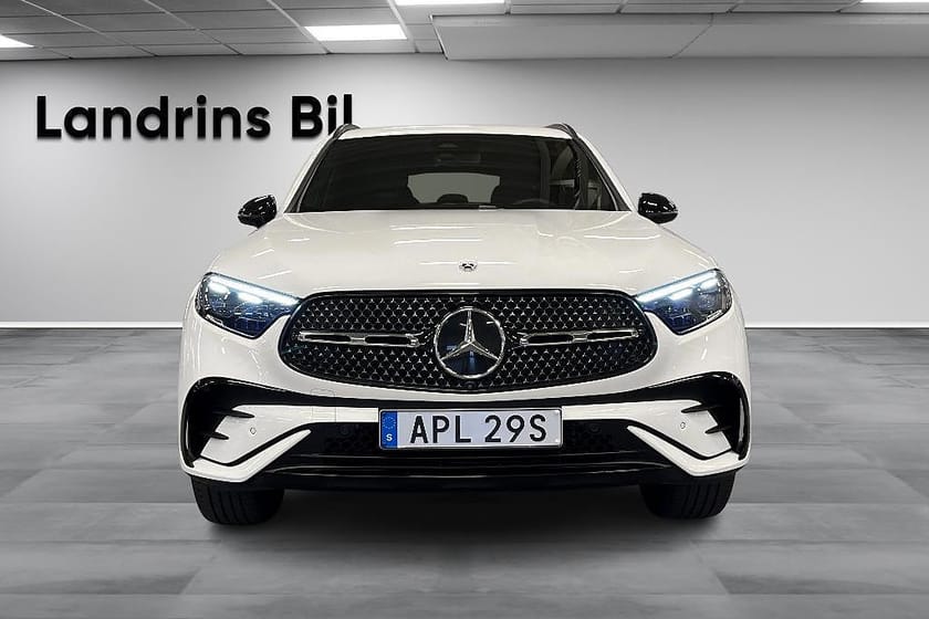 Bild 2 av Mercedes-Benz GLC 300 e 4MATIC