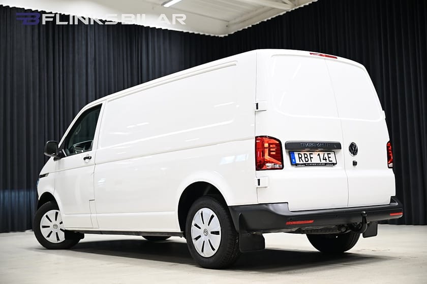 Bild 4 av Volkswagen Transporter DSG 150HK L2 LED|Drag|Värmare|Inredning|Lågmil|Leasbar