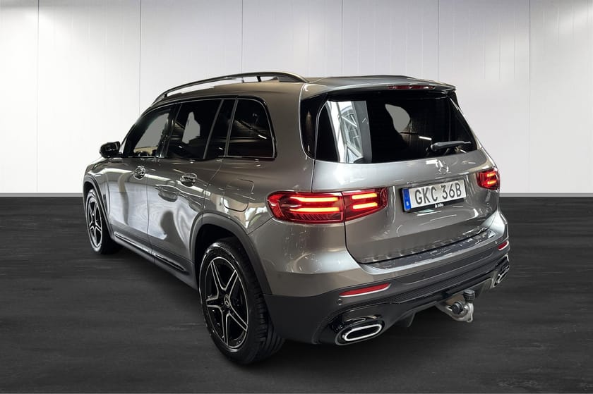 Bild 3 av Mercedes-Benz GLB 200 AMG Panorama Dragkrok 7-sits Värmare Moms