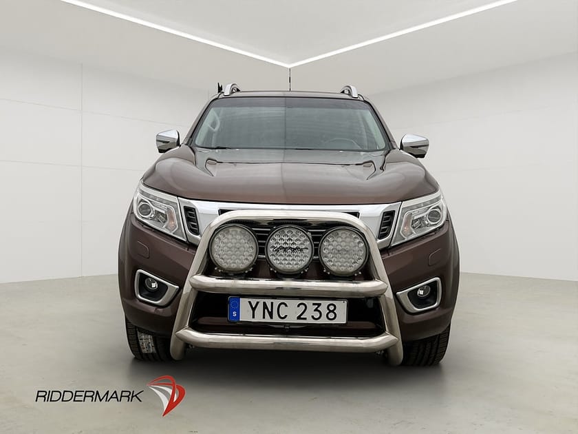 Bild 5 av Nissan Navara Dubbelhytt Tekna 2.3 4WD Värm Diff Skinn Drag HUNDKÅPA