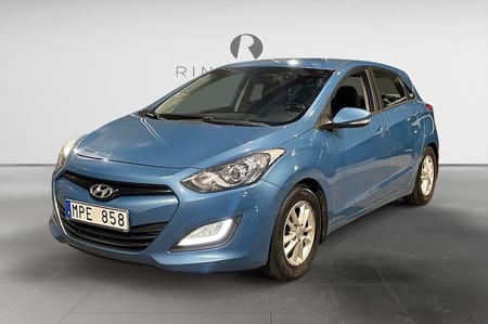 Hyundai i30 1.6 135 HK FARTHÅLLARE 0.43L/MIL 866KR/ÅR NYSERV NYBES