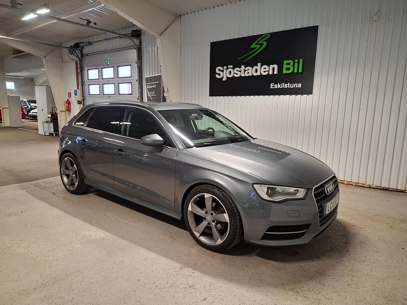 Bild 3 av Audi A3 Sportback 1.6 TDI Ultra Climatronic Backsensor 18" Alu