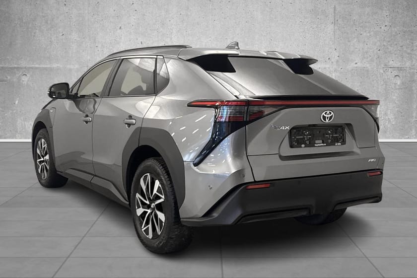 Bilde 3 av Toyota bZ4X