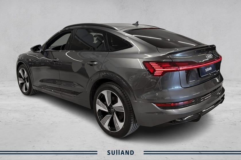 Bilde 3 av Audi e-tron Sportback 55 quattro Quattro/S-LINE/SortOptikk/Matrix/360-Cam/ACC/Krok