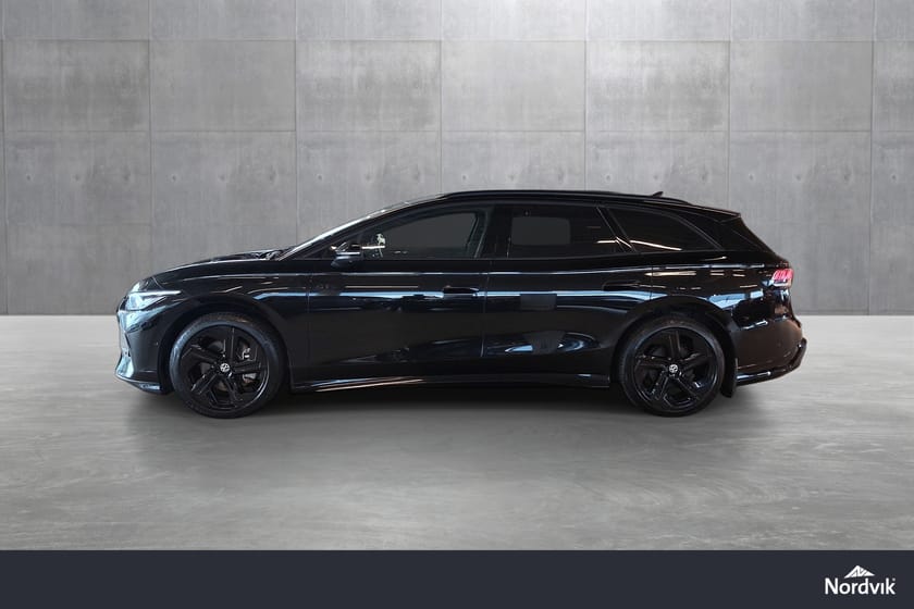 Bilde 2 av Volkswagen ID.7 GTX Tourer 