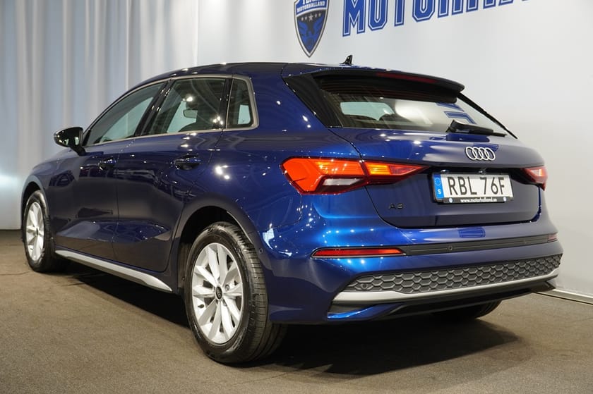 Bild 4 av Audi A3 Sportback 35 TFSI Proline Advanced - Kamera/Metallic/ACC