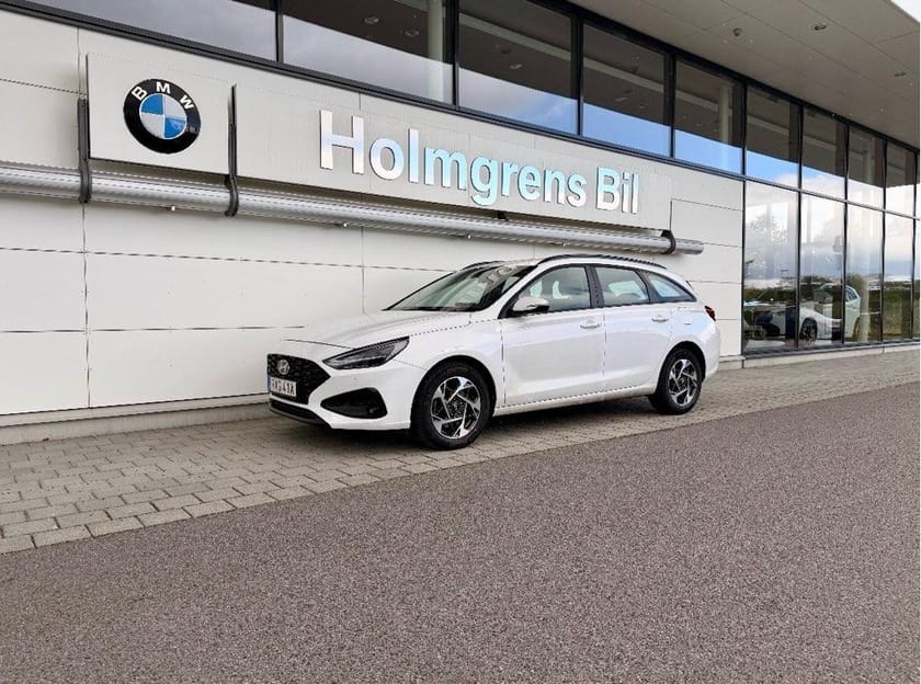 Bild 1 av Hyundai i30 Kombi 1.0 T-GDi 100hk MHEV DCT Essential F Rasspk