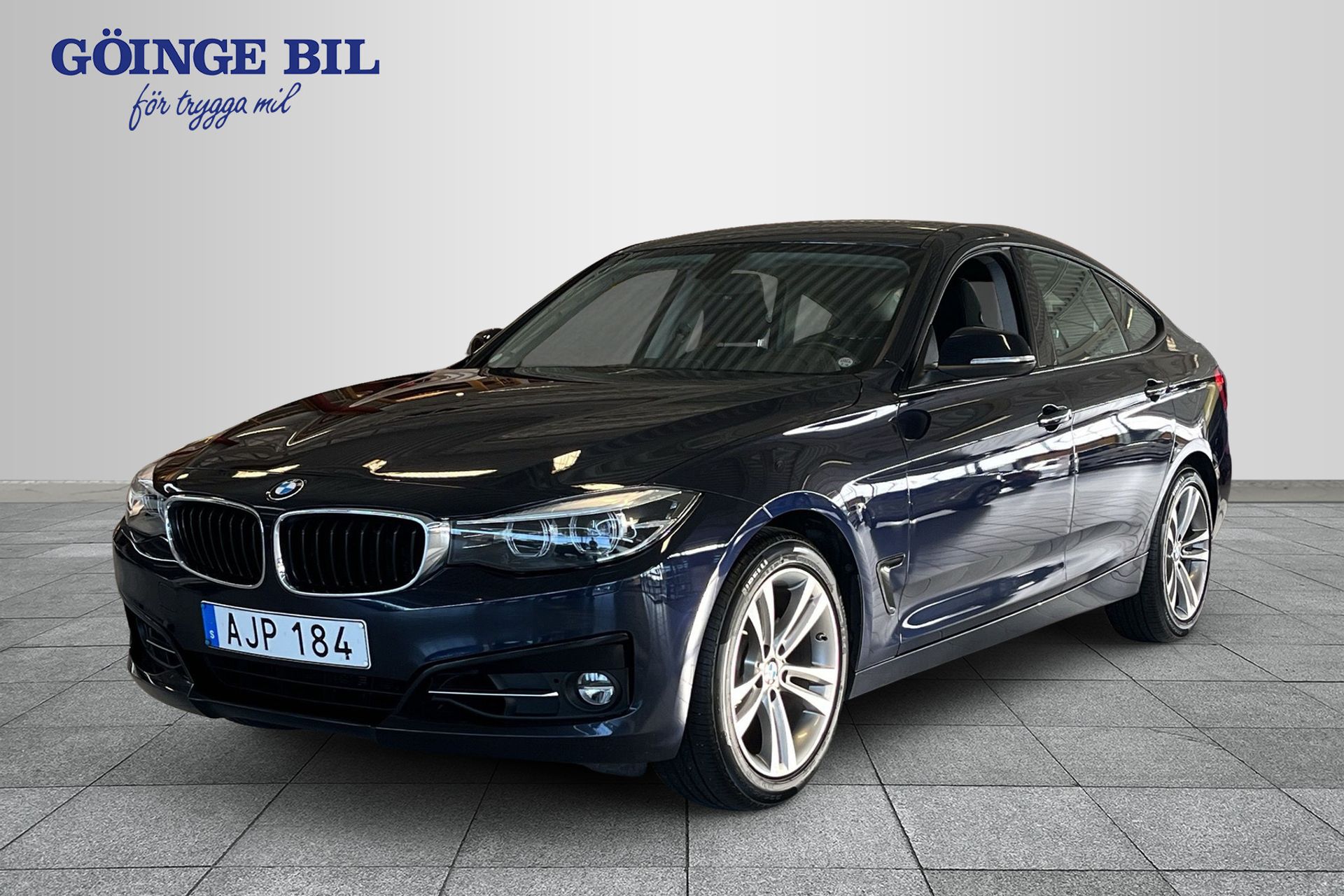 BMW 320