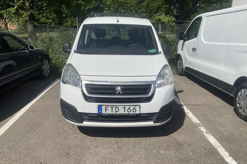 Bild 3 av Peugeot Partner Tepee 1.6 BlueHDi Reparationsobjekt