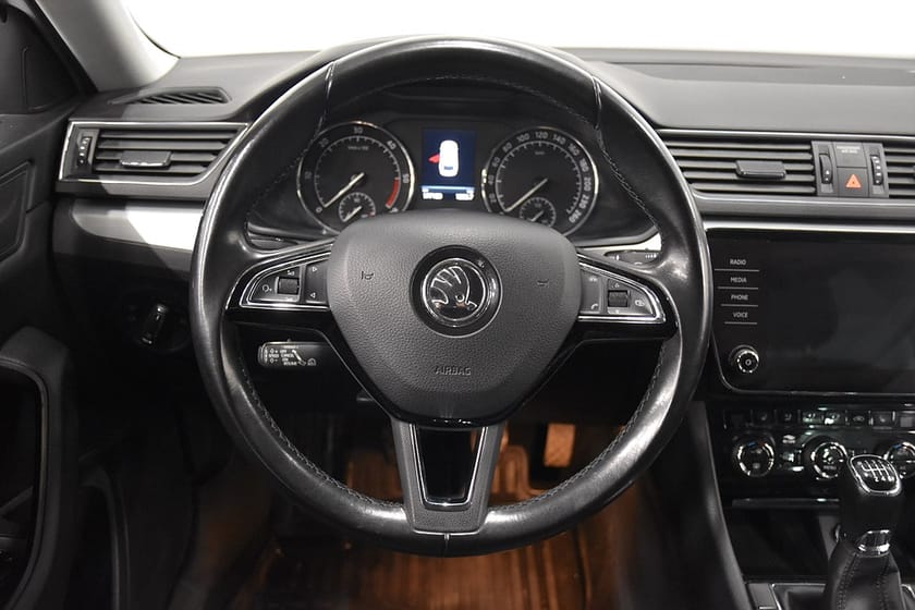 Bild 2 av Škoda Superb Kombi