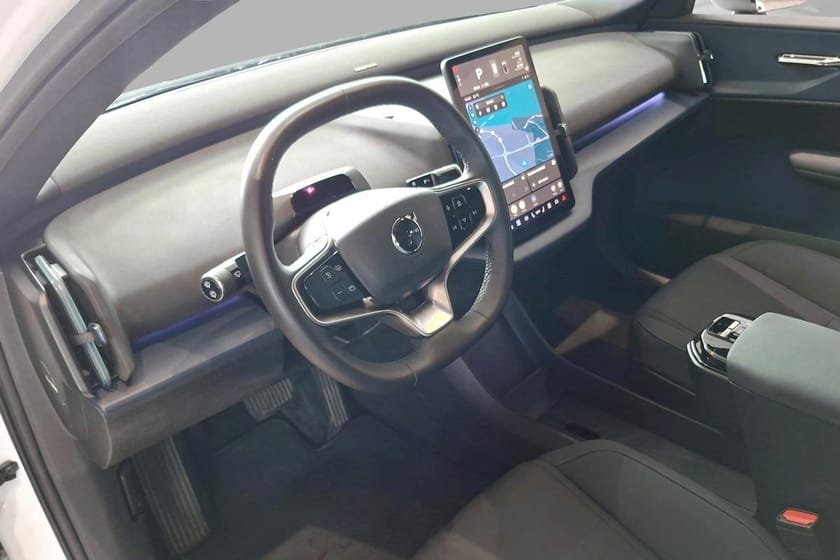 Bilde 5 av Volvo EX30 Twin Motor Performance M Plus