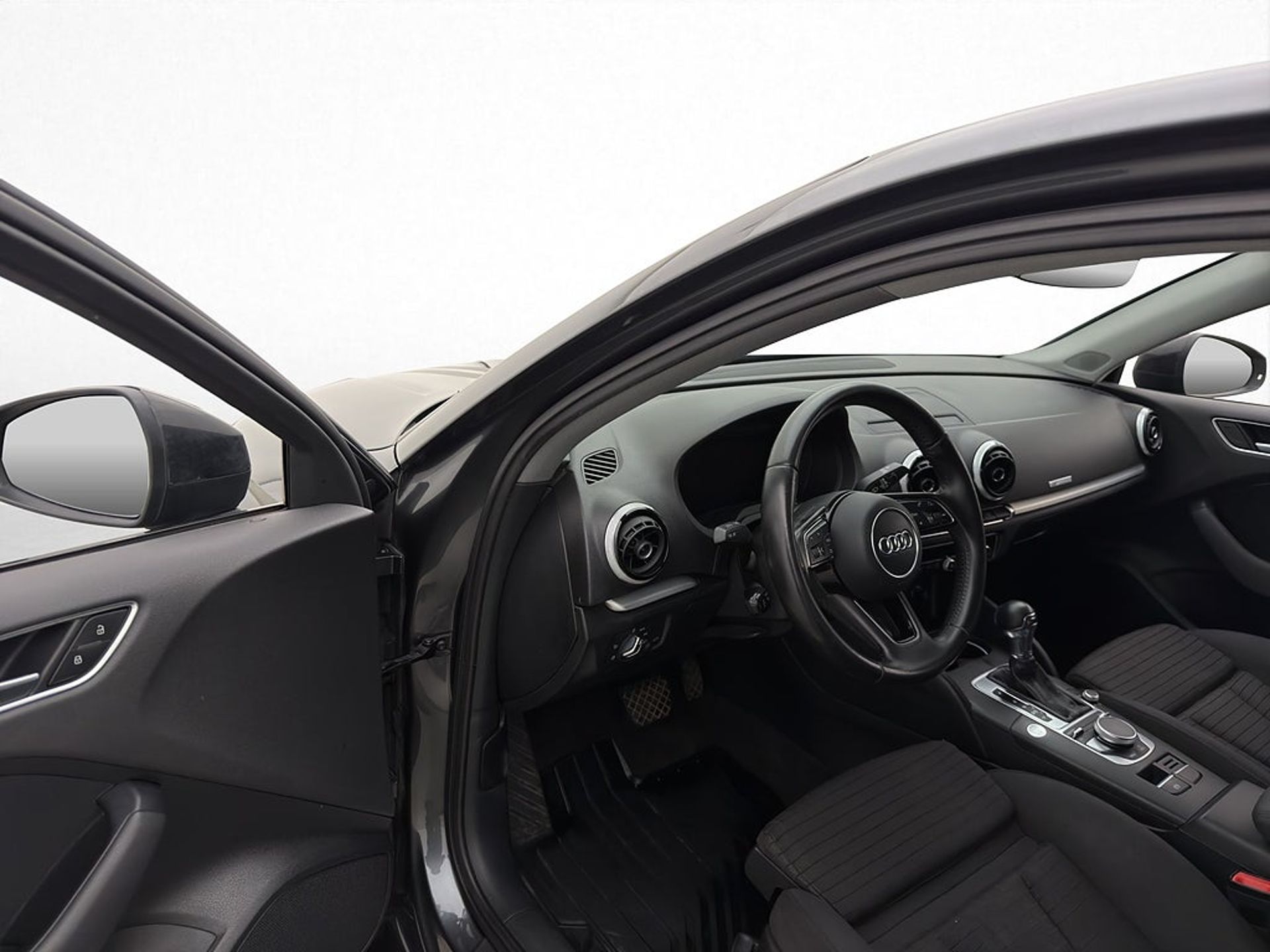 Audi A3 2.0 TDI S Line Cockpit 2017, photo 7/30
