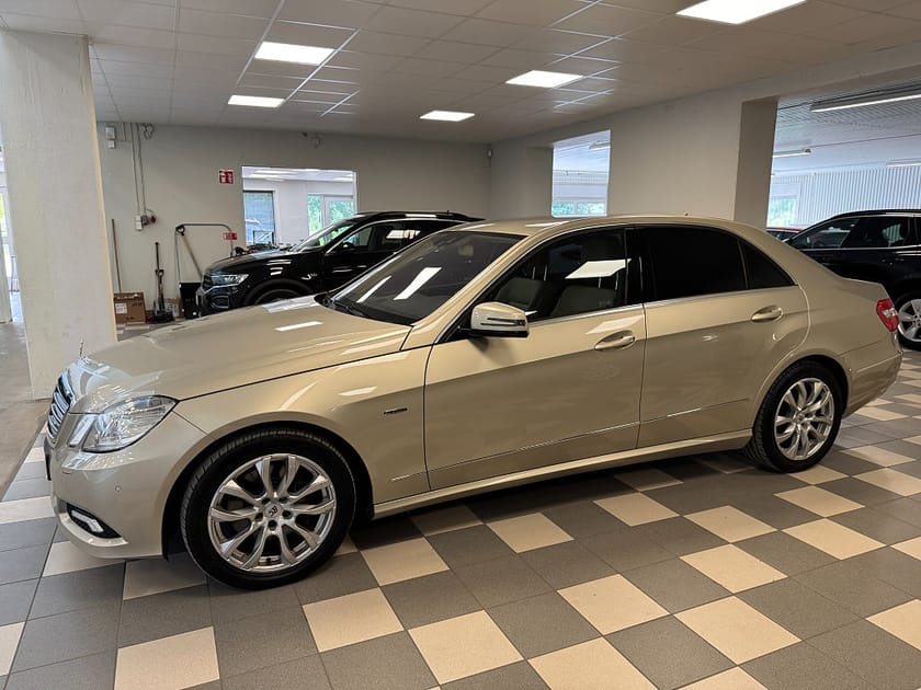 Bild 2 av Mercedes-Benz E 350 CDI BE 7G-Tronic Avantgarde Kamera Värmare 231 Hkl