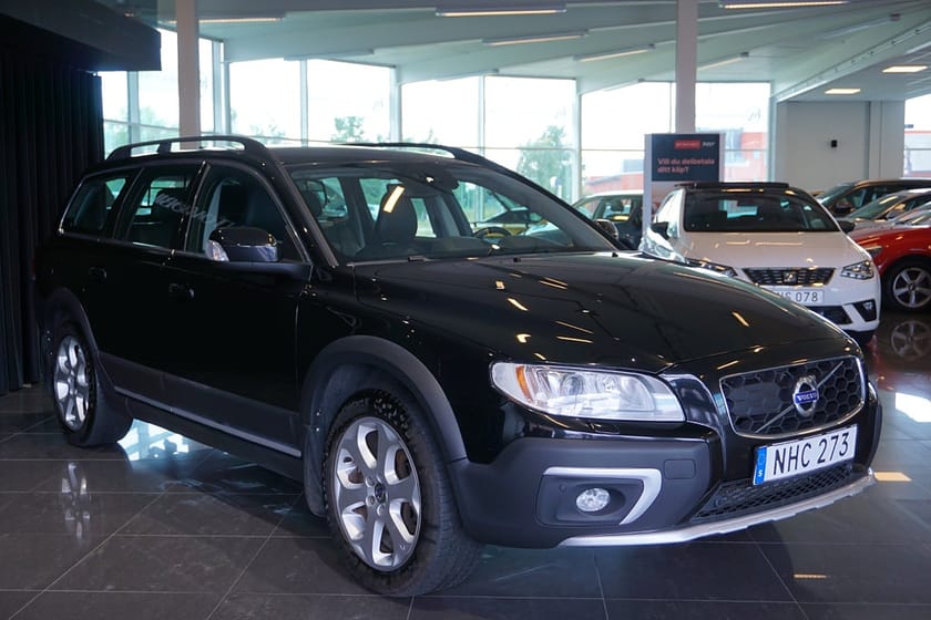 Bild 2 av Volvo XC70 D4 AWD Geartronic Classic Summum Keyless Navi Drag Värm