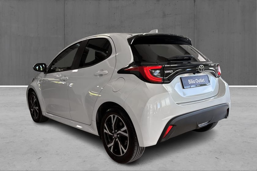 Bilde 3 av Toyota Yaris Hybrid 115 Adap.cruise, R.kamera, Keyless, LED