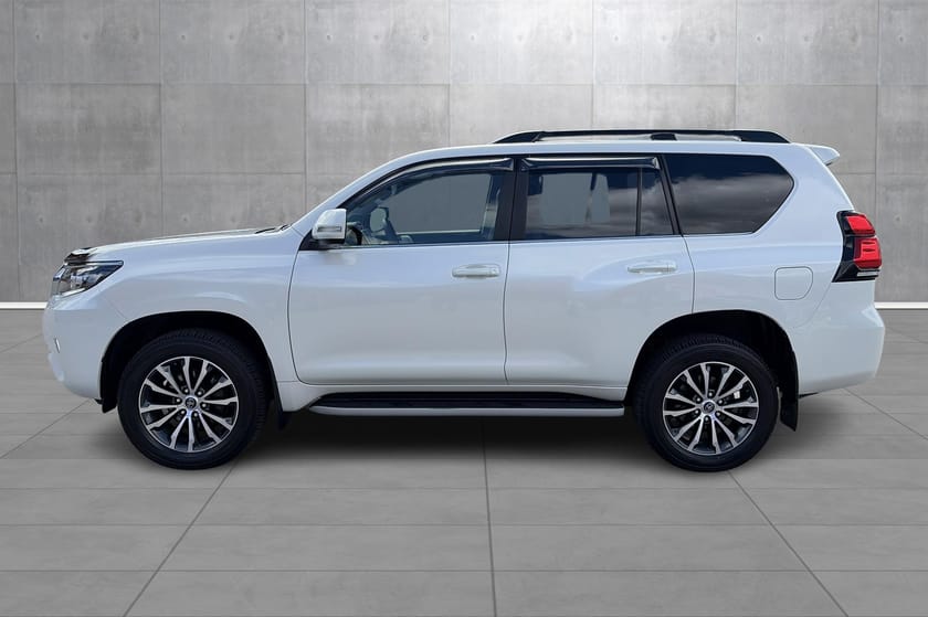 Bilde 3 av Toyota Land Cruiser 5-dørs MEGET VELHOLDT/TOPPMODELL/LAV KM