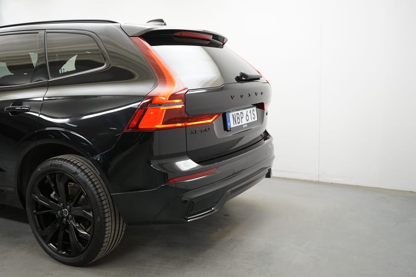 Bild 3 av Volvo XC60 T6 Plus Black Nordic Edition, Navigation, HarmanKardon PremiumSound