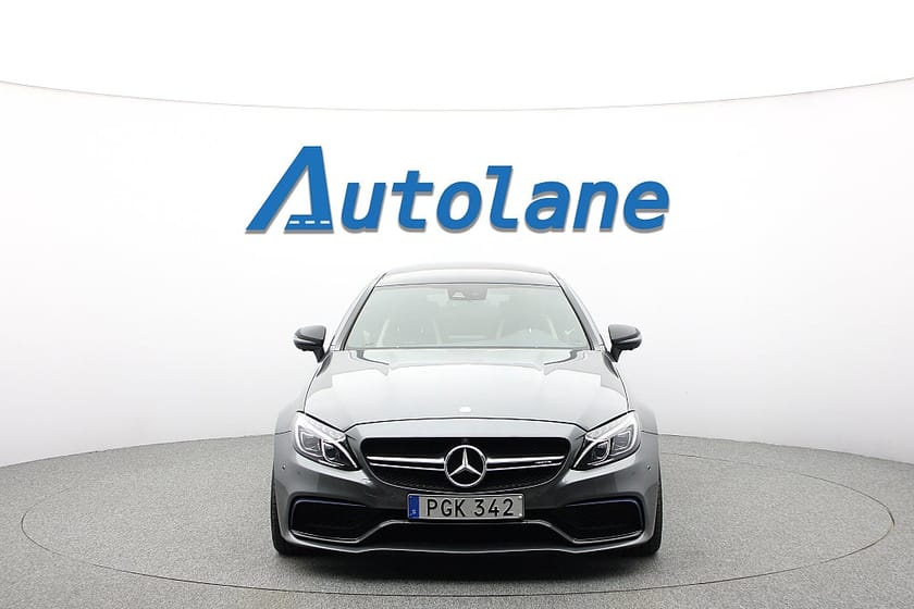 Bild 3 av Mercedes-Benz AMG C 63 S Coupé C63 Panorama, Burmester®, 360 kamera, Sv-Såld