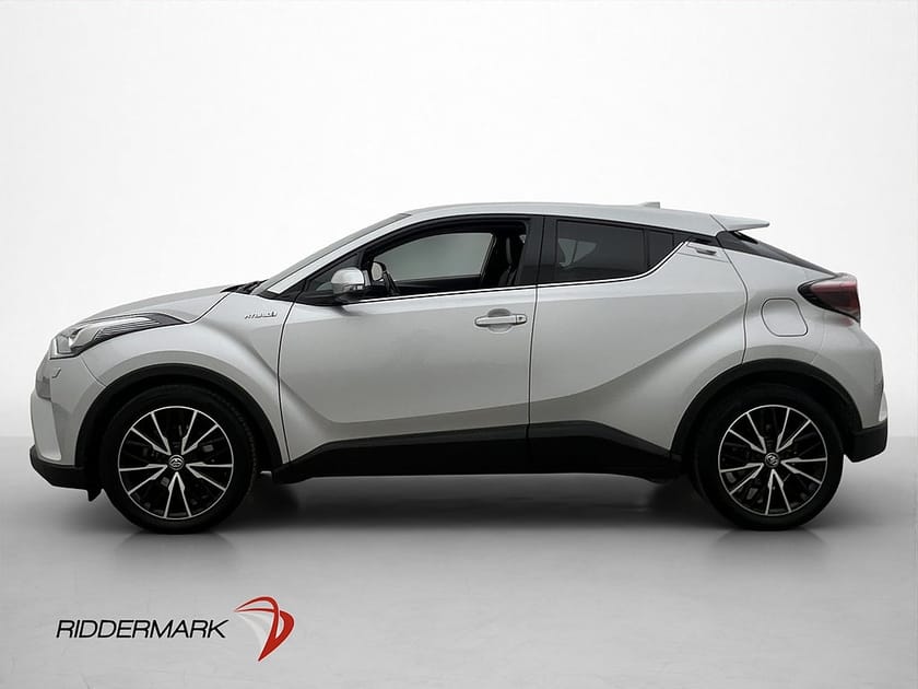 Bild 2 av Toyota C-HR Hybrid Executive 122hk B-Kamera Rattvärme BLIS