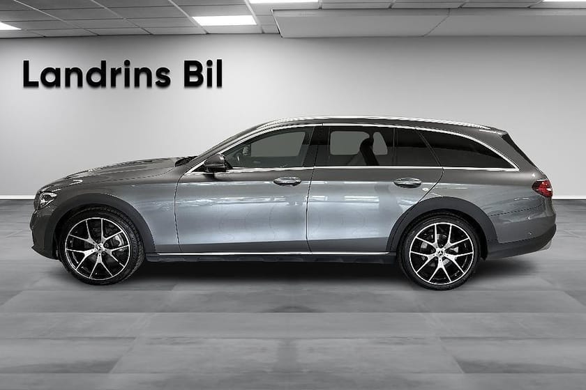 Bild 4 av Mercedes-Benz E 220 d 4MATIC All-Terrain Avantgarde