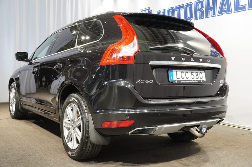 Bild 3 av Volvo XC60 D5 AWD Ocean Race PRO - PANO/KAMERA/DRAG MM!