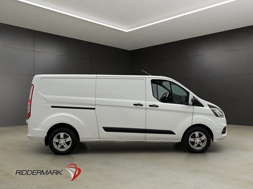 Bild 2 av Ford Transit Custom 300 transit-custom L2 Ny-Kamrem Värm Drag B-Kam V-Inr  Moms