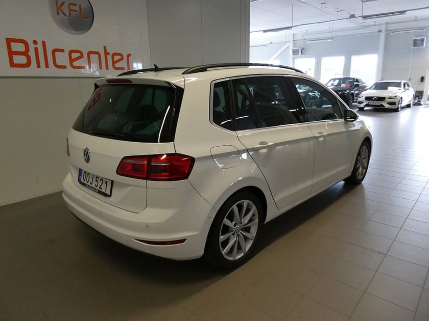 Bild 4 av Volkswagen Golf Sportsvan 2.0 TDI GT Värmare-Kamera-Navi-Carplay