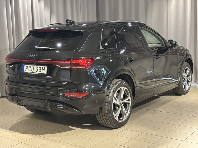 Bild 5 av Audi Q6 e-tron quattro SUV  315 KW
