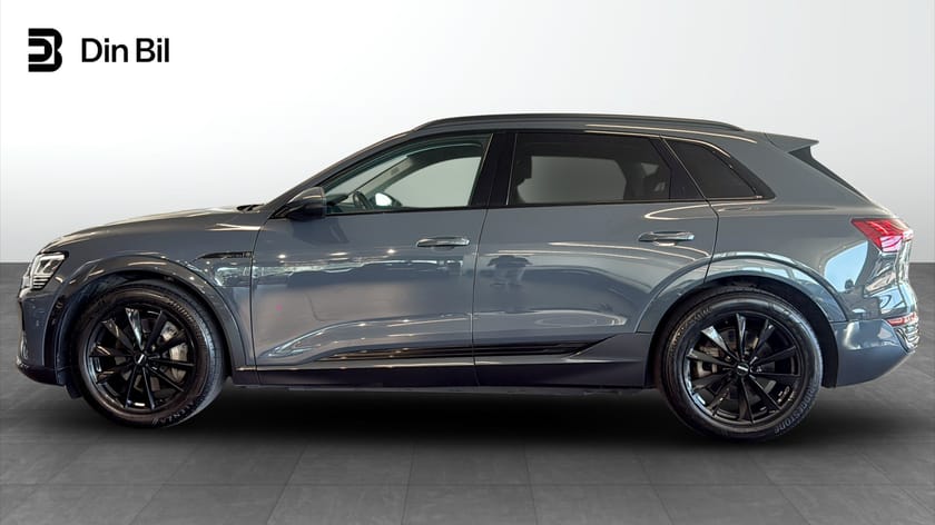 Bild 2 av Audi Q8 55 e-tron quattro 300,00 KW