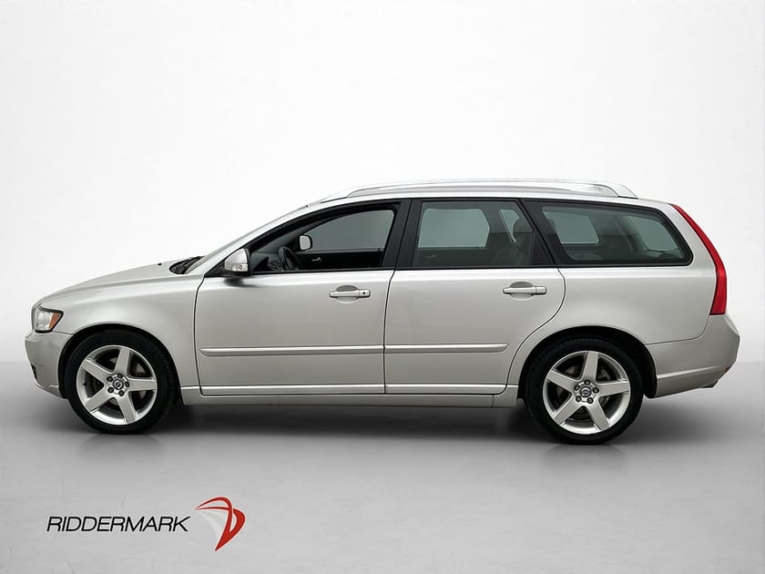 Bild 4 av Volvo V50 D3 Momentum Läder Värm P-Sensorer Drag Välservad