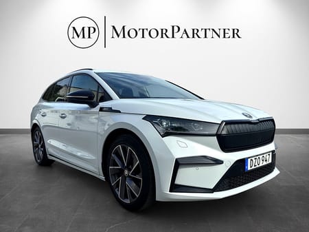 Škoda Enyaq iV 80x Skoda AWD Sportline Dragkrok Kamera Navi 93% SoH 265hk