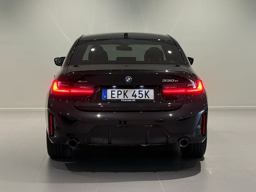Bild 4 av BMW 330e xDrive Sedan M Sport Pro Drag Harman/Kardon Svankstöd 19"