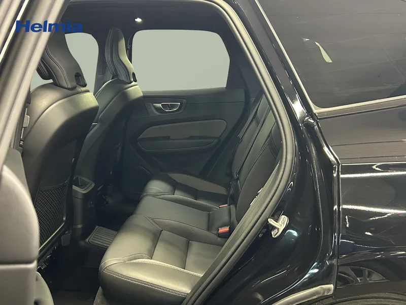 Bild 11 av 15 – Volvo XC60 T6 Plus Black Edition
