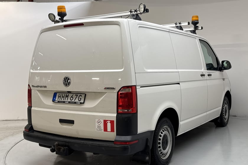 Bild 3 av Volkswagen Transporter T6 2.0 TDI 4MOTION (150hk) Verkstad