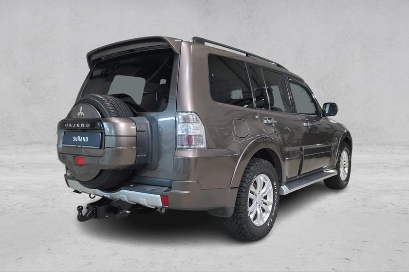 Bilde 5 av Mitsubishi Pajero 5-dørs 3,2 I 200Hk Instyle + I 7 Seter I Skinn I