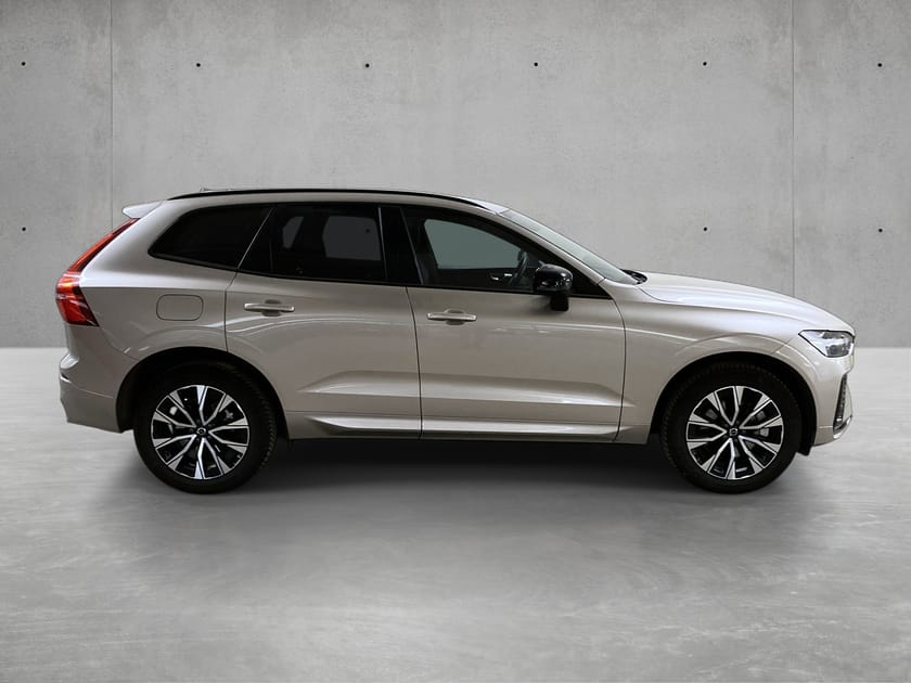 Bild 4 av Volvo XC60 B4 AWD Diesel Plus Dark