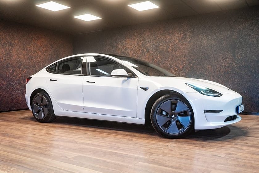 Bild 2 av Tesla Model 3 Long Range AWD 498hk | MOMS | Drag | V.pump | 2128kr/må