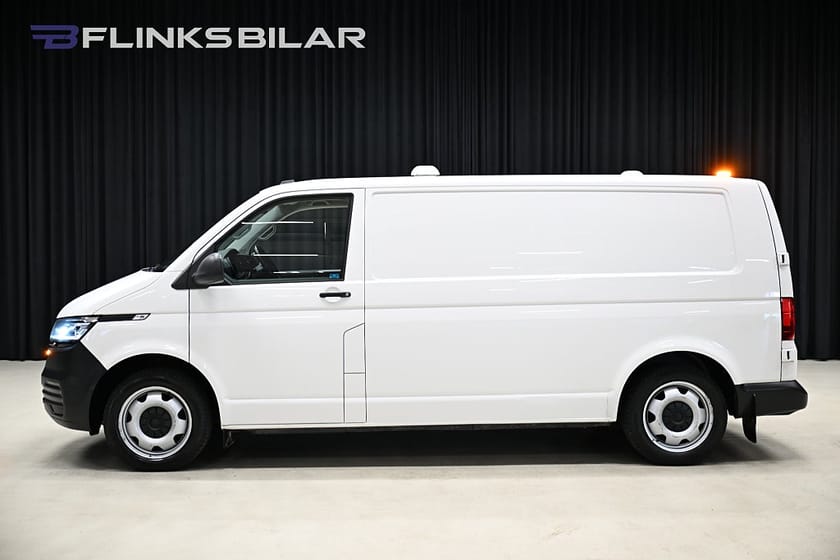 Bild 2 av Volkswagen Transporter 4Motion 150HK L2|LED|Inredd|GPS|Backkamera|Moms|SeUtr!!