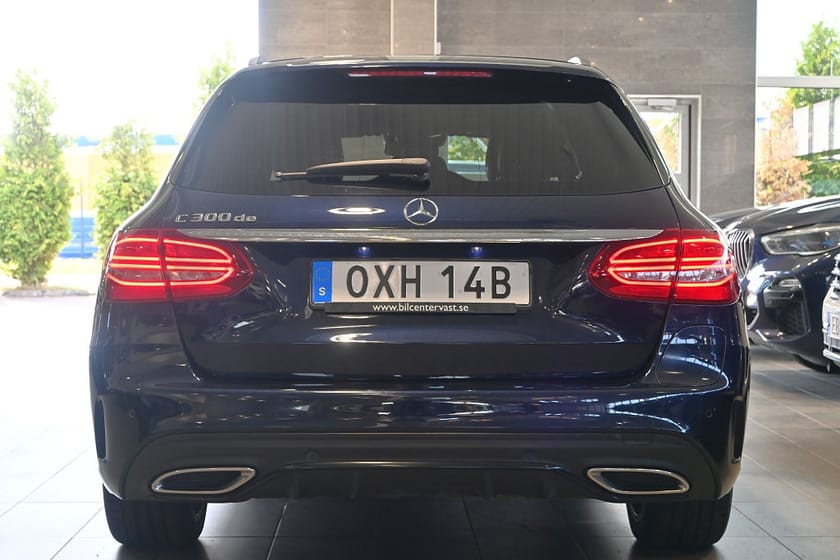 Bild 4 av Mercedes-Benz C 300 T de 9G-AMG Night Edition Drag