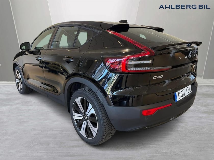 Bild 3 av Volvo C40 Recharge Single Motor 🟠 Core, Klimatpaket, Dragkrok Halvautomatisk, Parkeringskamera Bak, Baklucka Elmanövrerad, Google Maps