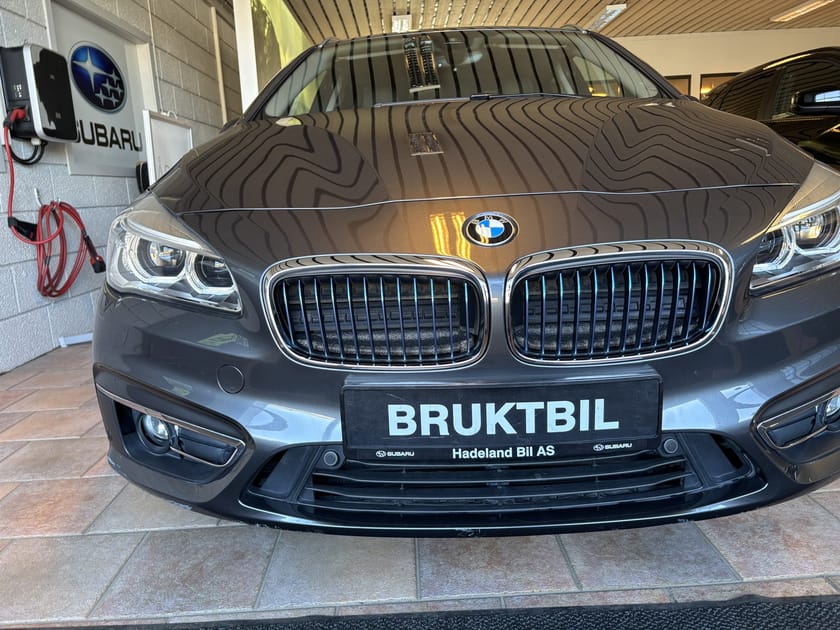 Bilde 3 av BMW 225xe Active Tourer ladbar Hybrid Xdrive-Ryggekamera-Navigasjon