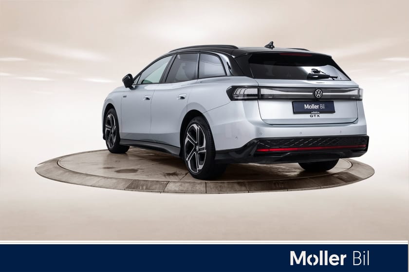 Bilde 3 av Volkswagen ID.7 GTX Tourer