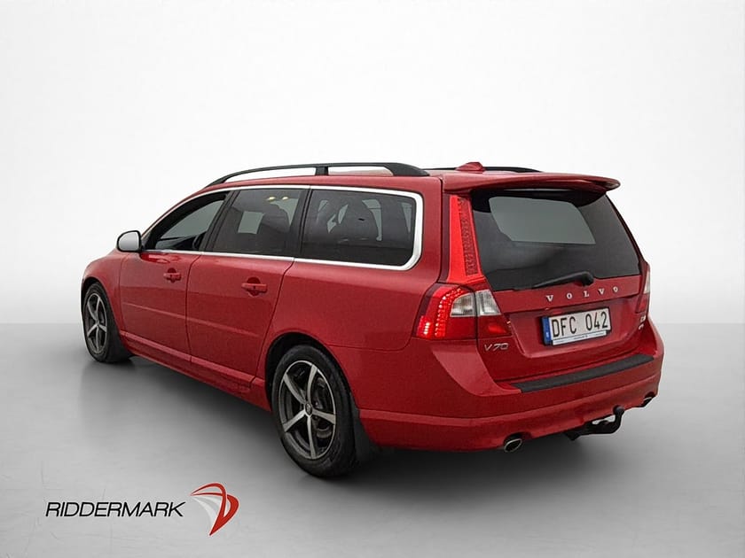 Bild 5 av Volvo V70 D4 AWD Momentum Taklucka Skinn Värm Navi Drag