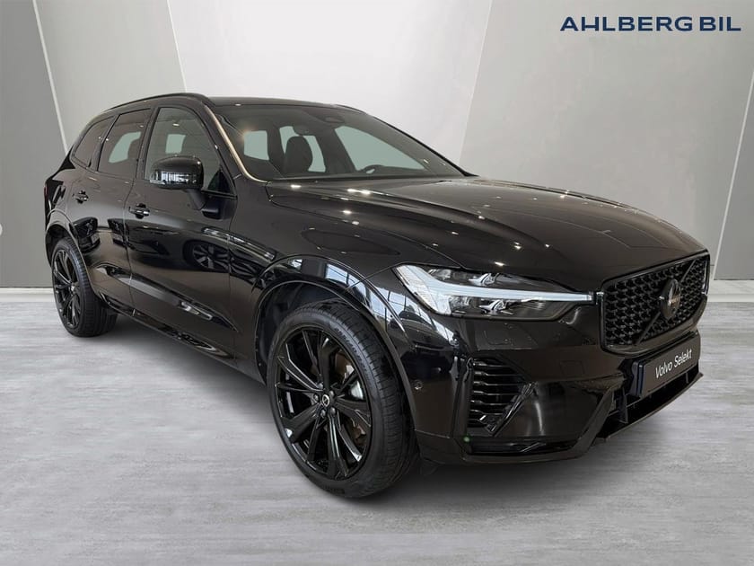 Bild 1 av Volvo XC60 T6 Ultra Black Edition, Klimatpaket, Bowers & Wilkins Högtalare, Dragkrok Halvautomatisk, Parkeringskamera 360, Google Maps