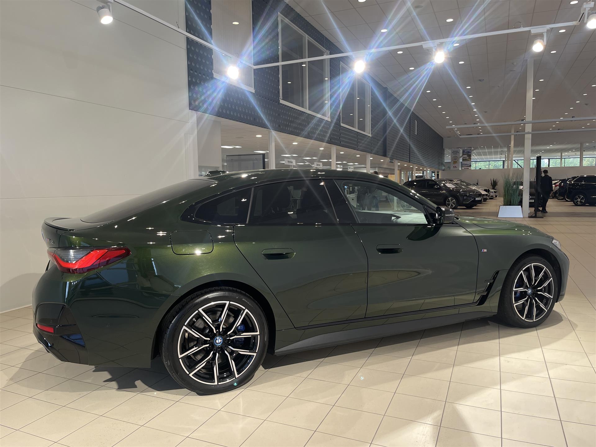 BMW i4 2024, photo 5/10