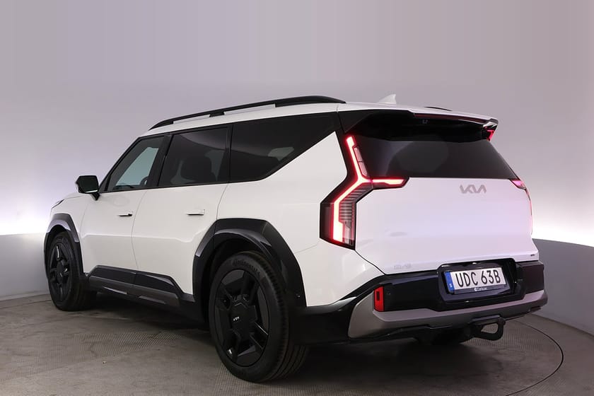 Bild 4 av Kia EV9 AWD GT Line 7-sits Pano Drag Meridian 360 HuD Navi