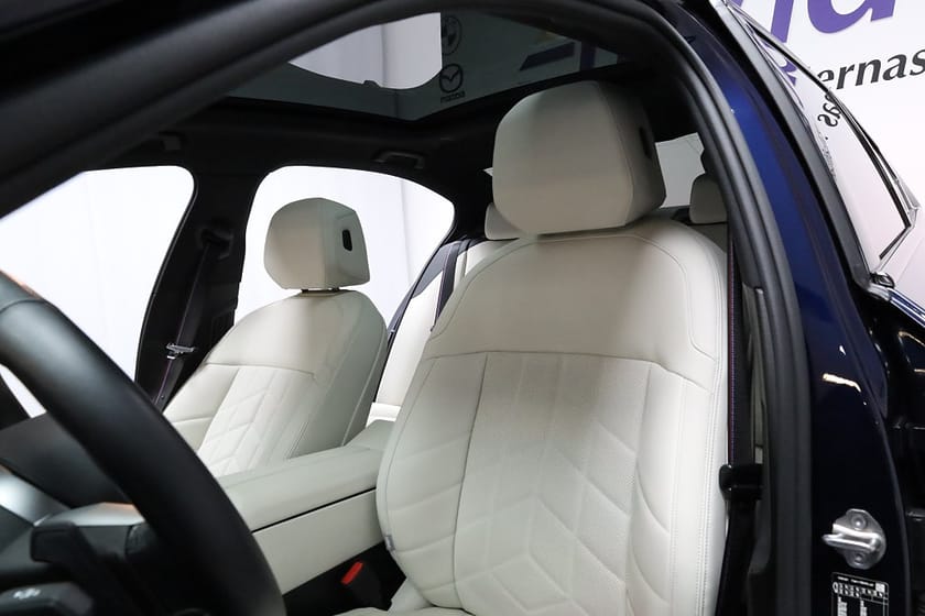 Bild 2 av BMW 550e xDrive Sedan